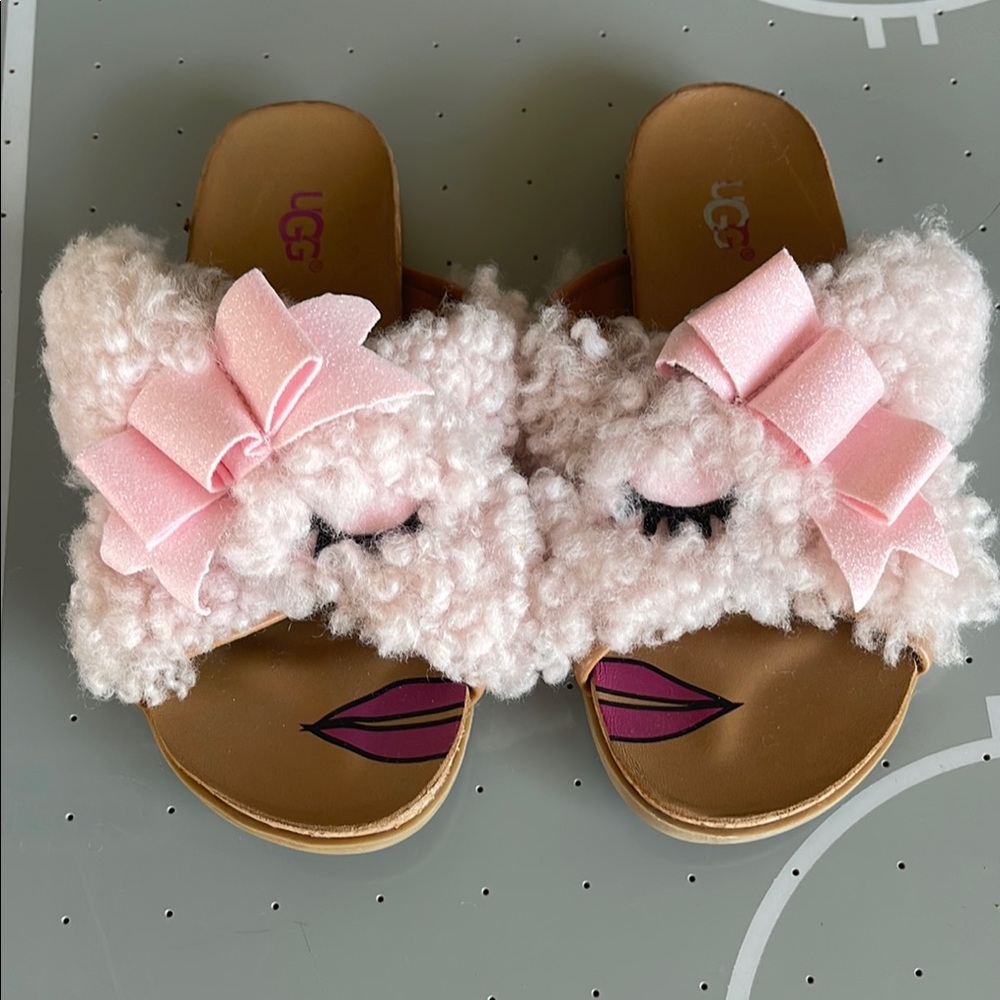 UGG Kids Pink Fluffy Slide Sandals